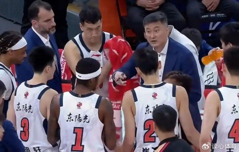 AG体育登录入口-杜锋成最佳教练候选，2队邀杨鸣执教，福建挽留2功臣，北京放烟幕弹|季后赛|北京首钢|广东宏远|常规赛|新疆广汇_新浪体育_新浪新闻